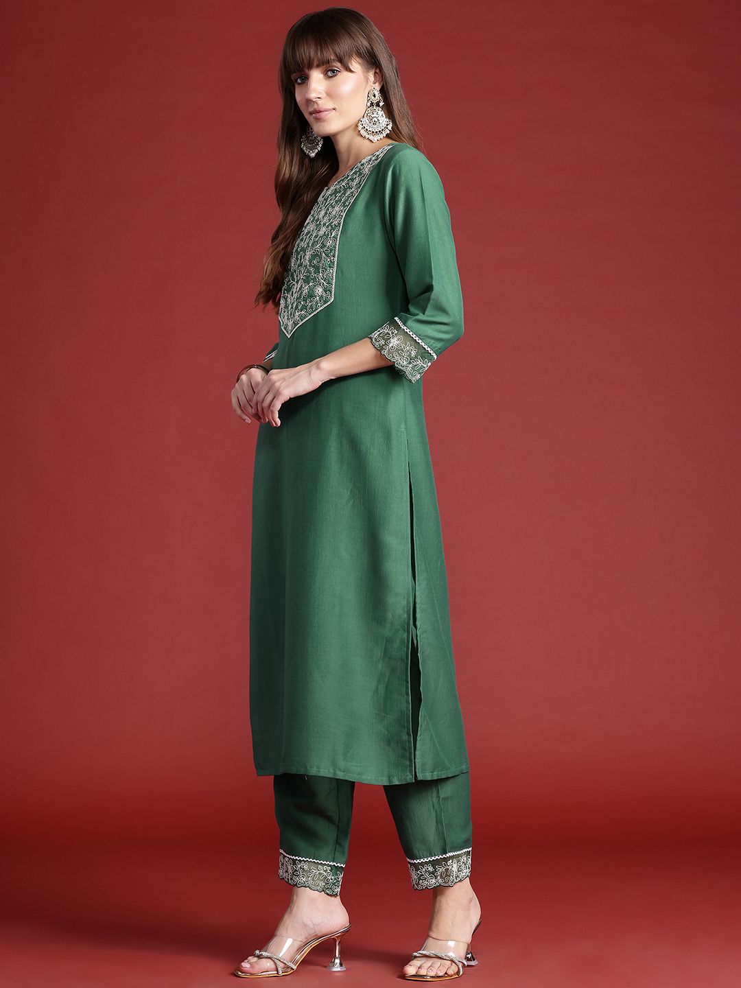 Ethnic Motifs Embroidered Aari Work Kurta with Trousers & Dupatta