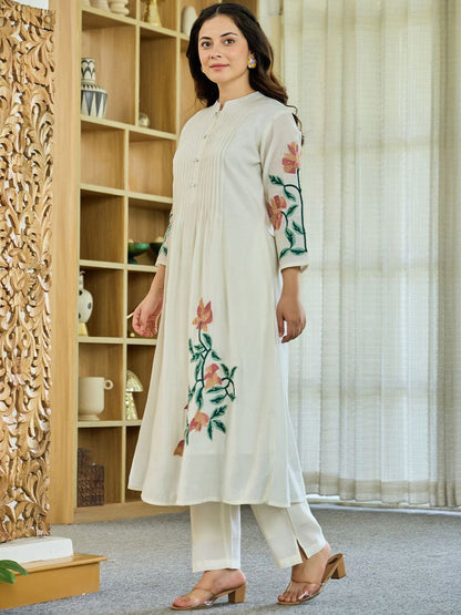 Dhiyona IE Floral Embroidered Pure Cotton Tunic With Trousers Co-Ords