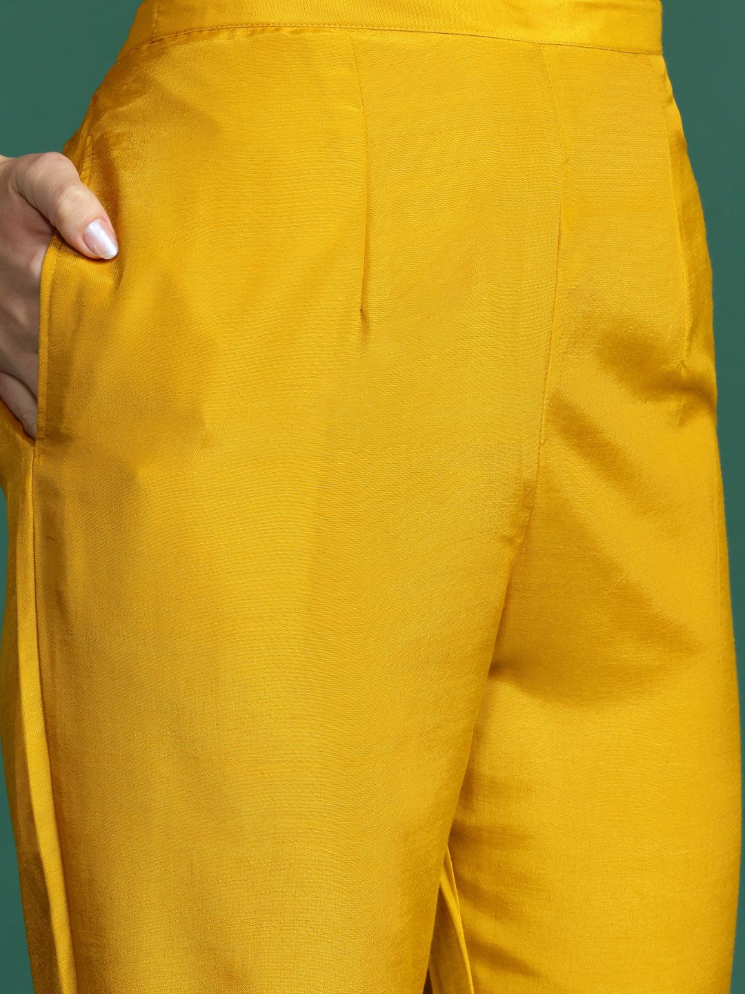 Ethnic Motifs Regular Kurta with Trousers & With Dupatta