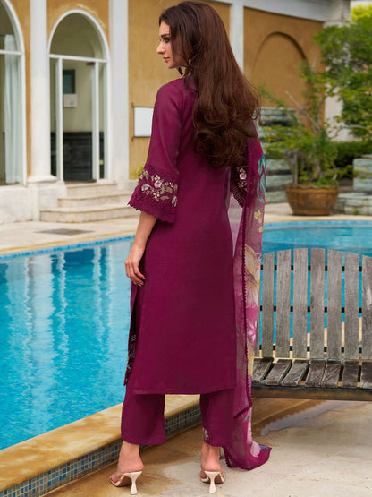 Women Floral Embroidered Regular Thread Work Pure Silk Kurta with Trousers & With Dupatta