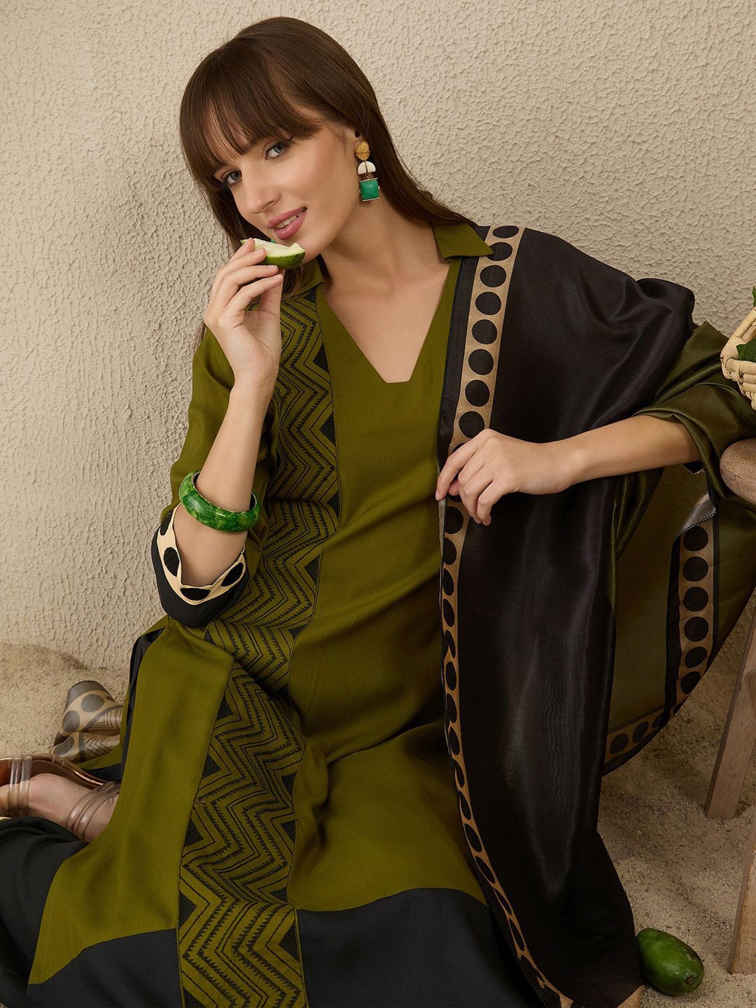 Dhiyona IE Women Printed Regular Kurta with Palazzos & With Dupatta