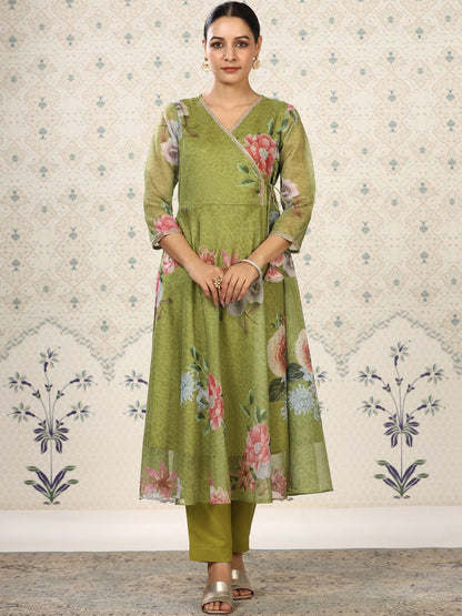 Dhiyona OD  Floral Printed Angrakha Kurta With Trousers & Dupatta