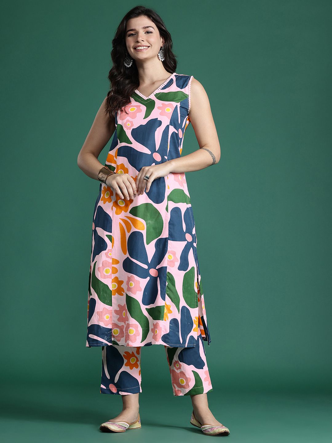 Dhiyona IE Floral Printed Panelled Pure Cotton Kurta with Trousers