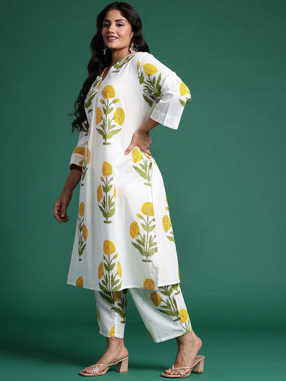 Dhiyona IE Plus Size Floral Printed Pleated Pure Cotton Kurta with Trousers