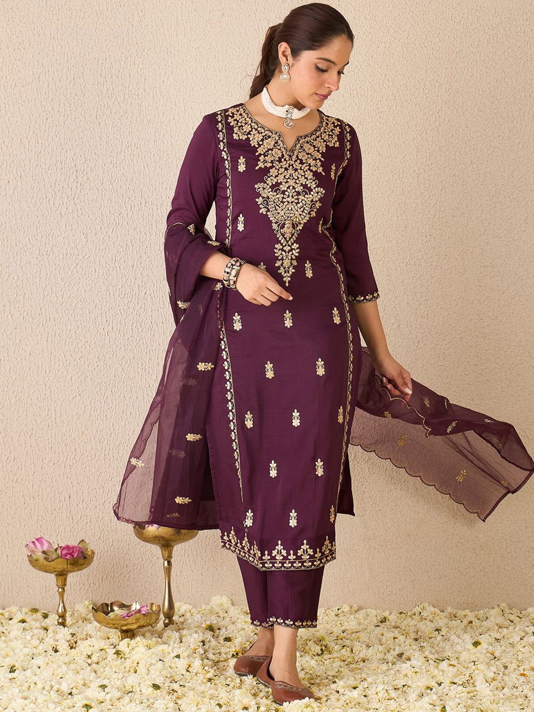 Ethnic Motifs Embroidered Gotta Patti Work Kurta With Trousers & Dupatta