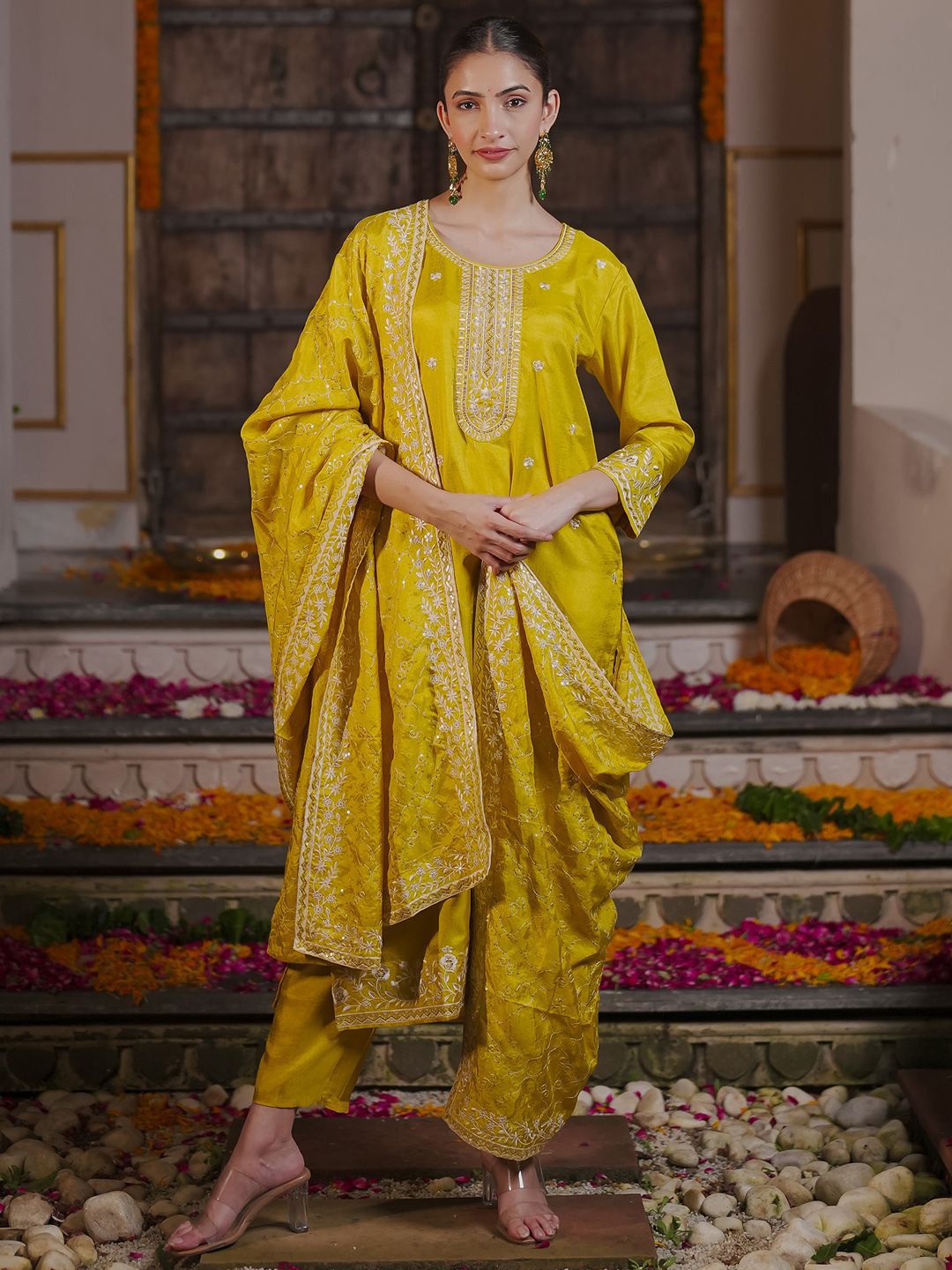 Dhiyona IE Women Ethnic Motifs Embroidered Regular Kurta with Trousers & With Dupatta