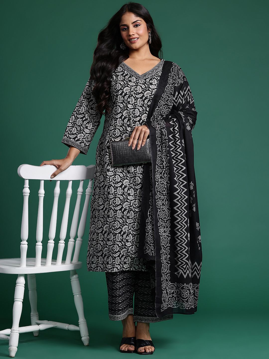Plus Size Floral Printed Pure Cotton Kurta with Trousers & With Dupatta