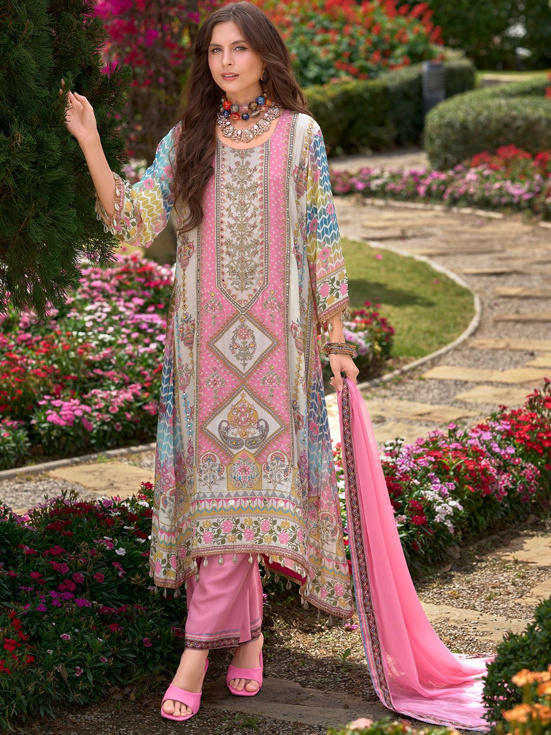 Women Floral Printed Regular Mirror Work Liva Kurta with Palazzos & With Dupatta