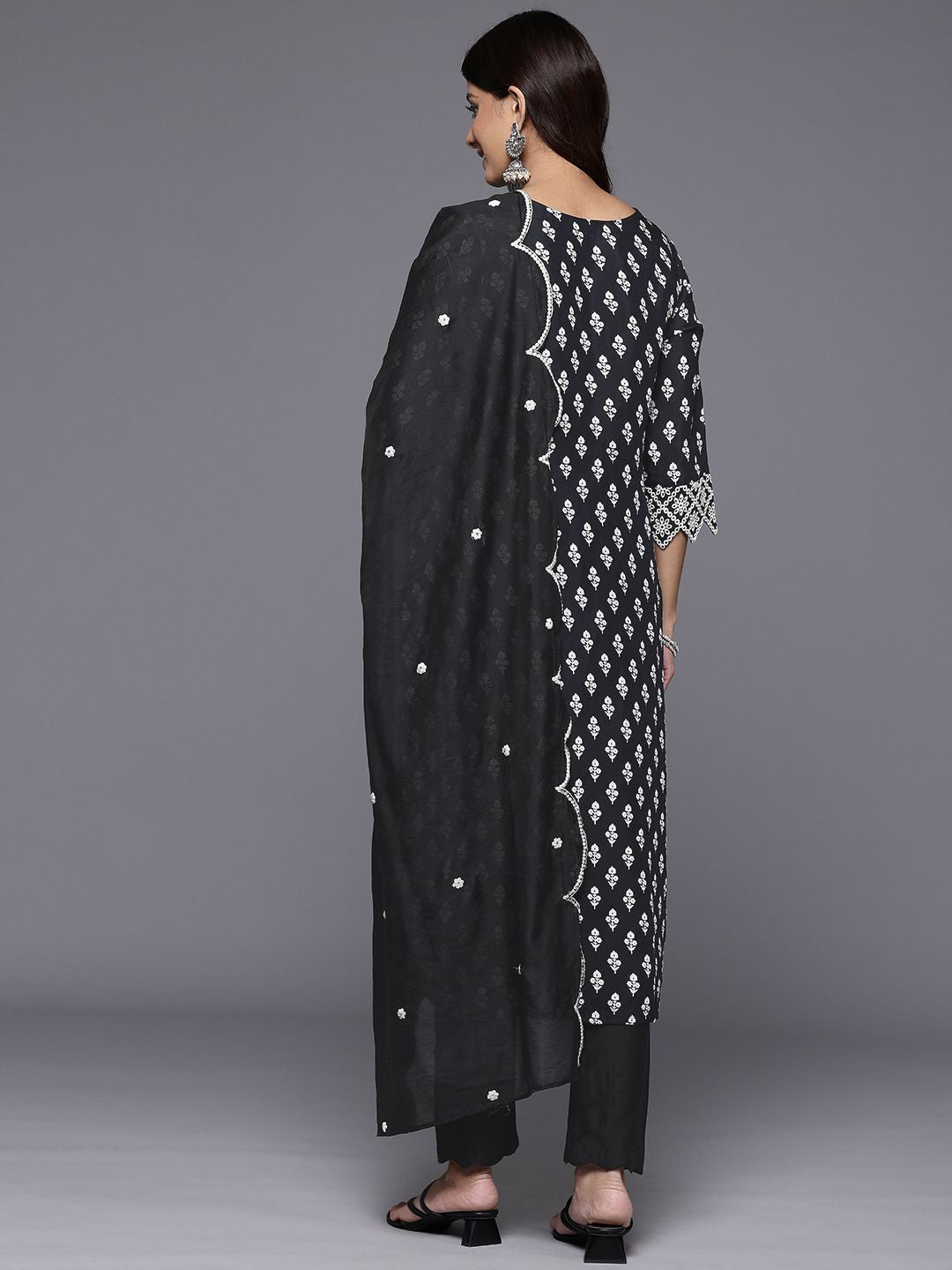Dhiyona VA Women'sFloral Printed Thread Work Pure Silk Kurta With Trousers & Dupatta