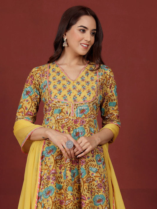 Dhiyona VA Women's Floral Printed Regular Gotta Patti Pure Cotton Kurta, Trousers with Dupatta