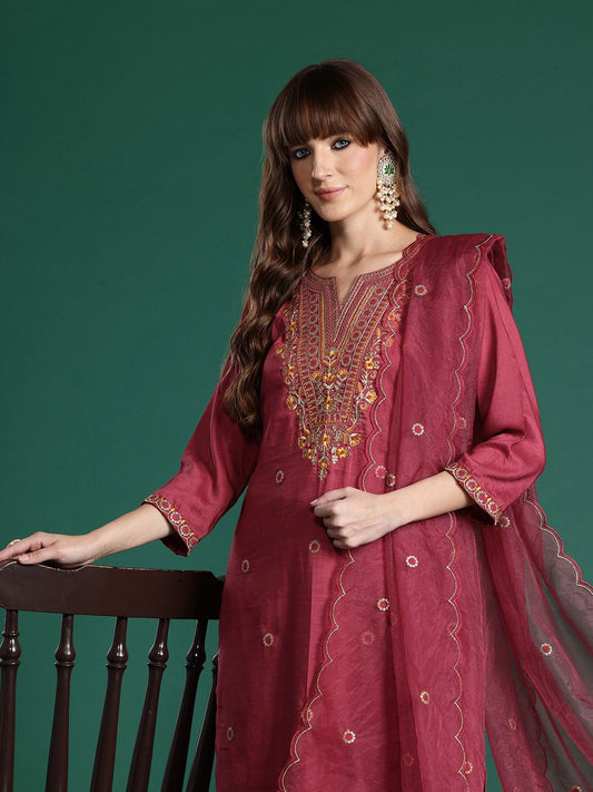 Dhiyona IE Floral Embroidered Kurta with Trousers & With Dupatta