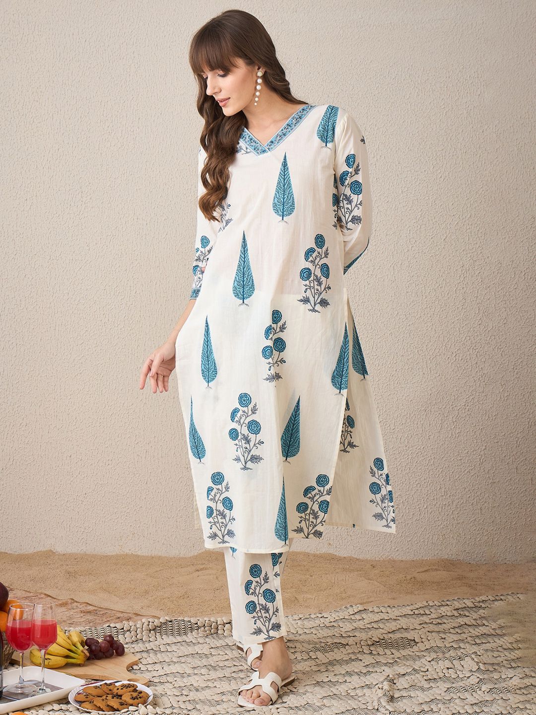 Floral Printed V-Neck Pure Cotton Kurta With Trouser