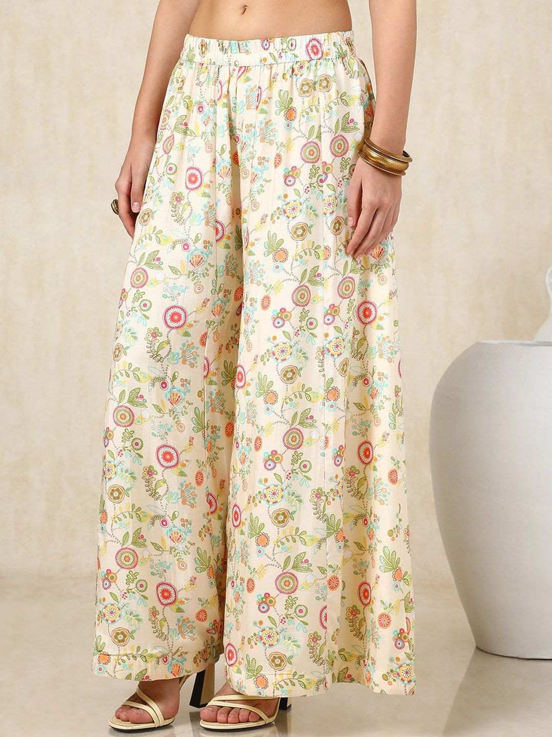 Dhiyona SO Women's Floral Printed Kaftan Kurta with Palazzos