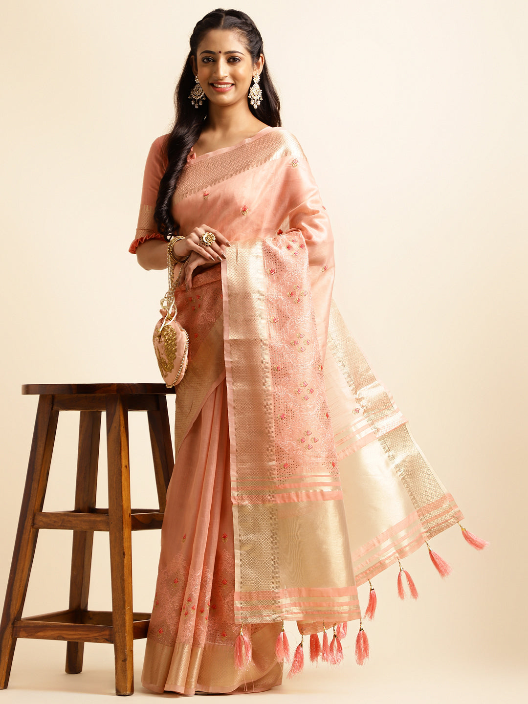 Dhiyona GR Women's Savi Peach Cotton Khadi Silk Saree