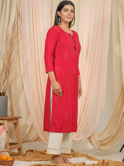 Dhiyona OD  Floral Embroidered Tie-Up Neck Thread Work Straight Kurta
