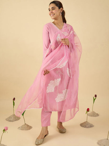 Women Floral Embroidered Kurta with Trousers & Dupatta