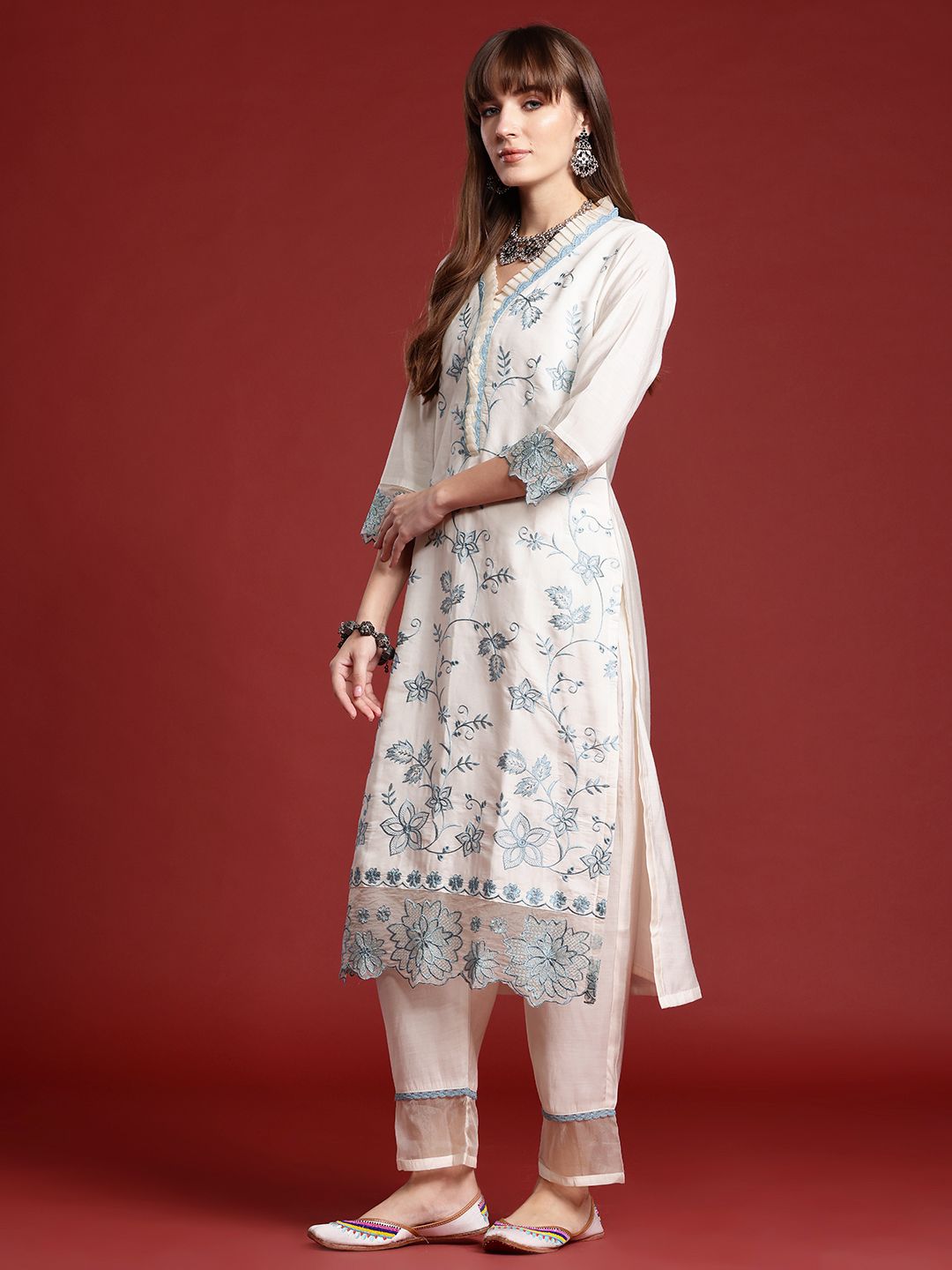 Dhiyona IE Floral Embroidered Lace Detailed Layered Kurta & Trousers With Dupatta