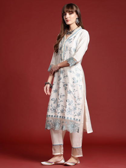 Dhiyona IE Floral Embroidered Lace Detailed Layered Kurta & Trousers With Dupatta