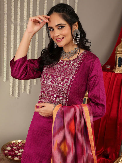 Dhiyona VA Women'sEthnic Motifs Woven Design Regular Zari Work Kurta With Trousers & Dupatta