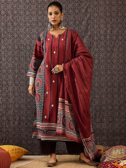 Dhiyona IE Women Printed Regular Thread Work Pure Cotton Kurta with Trousers & With Dupatta
