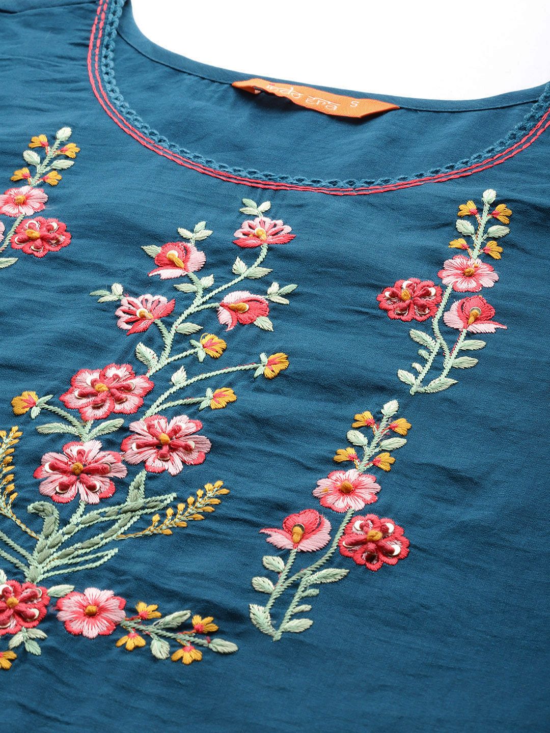 Women Floral Embroidered Regular Thread Work Kurta with Trousers & With Dupatta