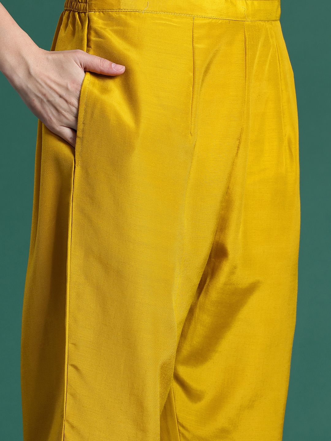 Ethnic Motifs Yoke Design Thread Work Kurta With Trousers & Dupatta