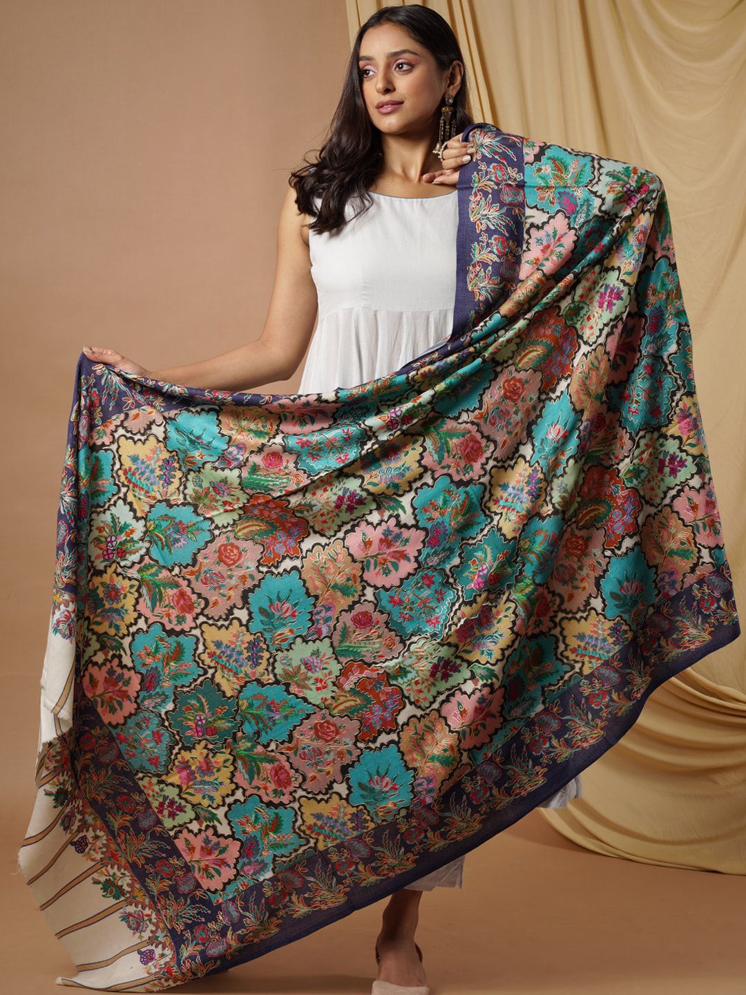 Dhiyona PA Women Teal Blue & Pink Kalamkari Pure Wool Shawl