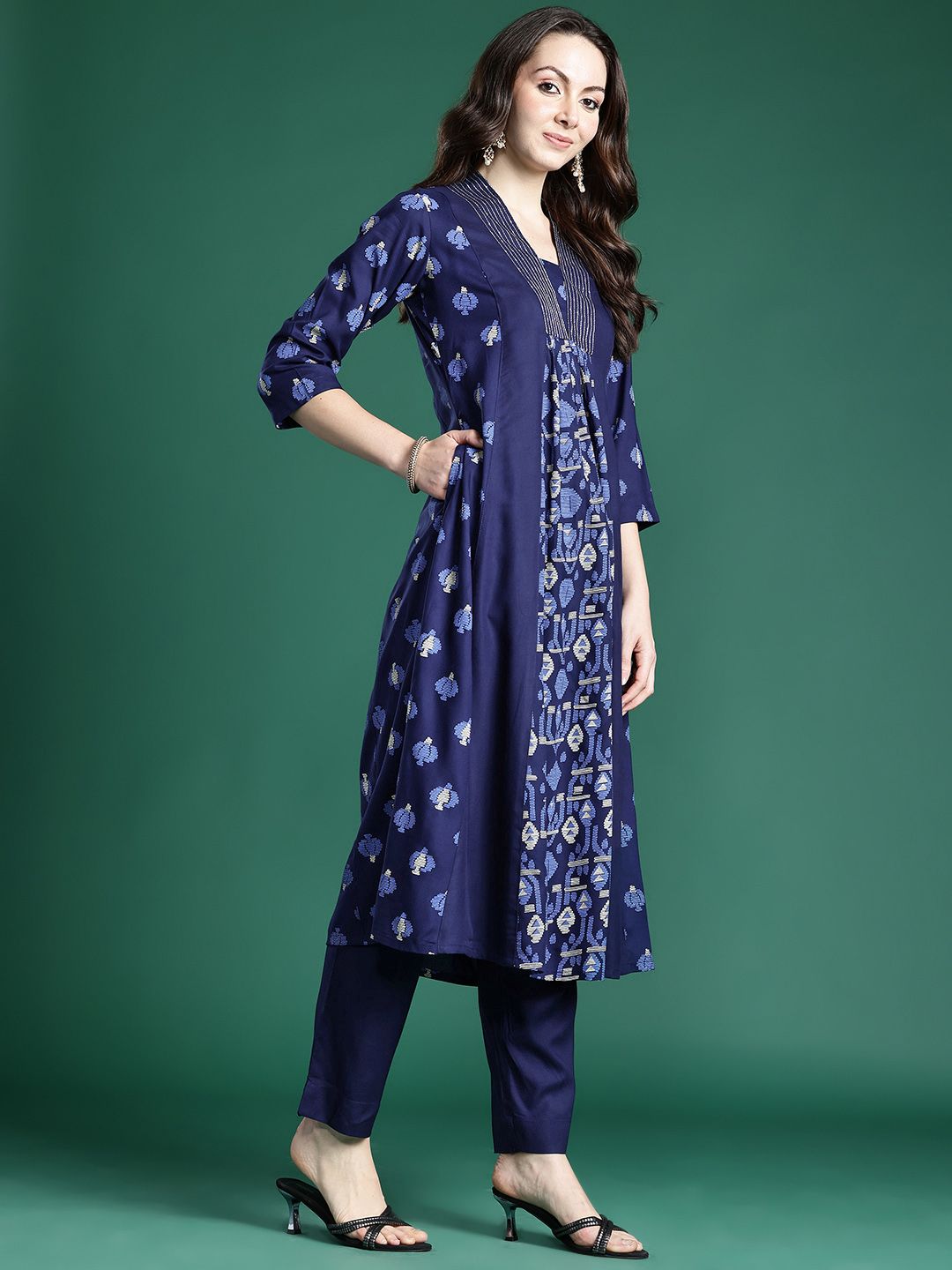 Dhiyona IE Floral Printed Panelled Pure Cotton Kurta with Trousers & Dupatta