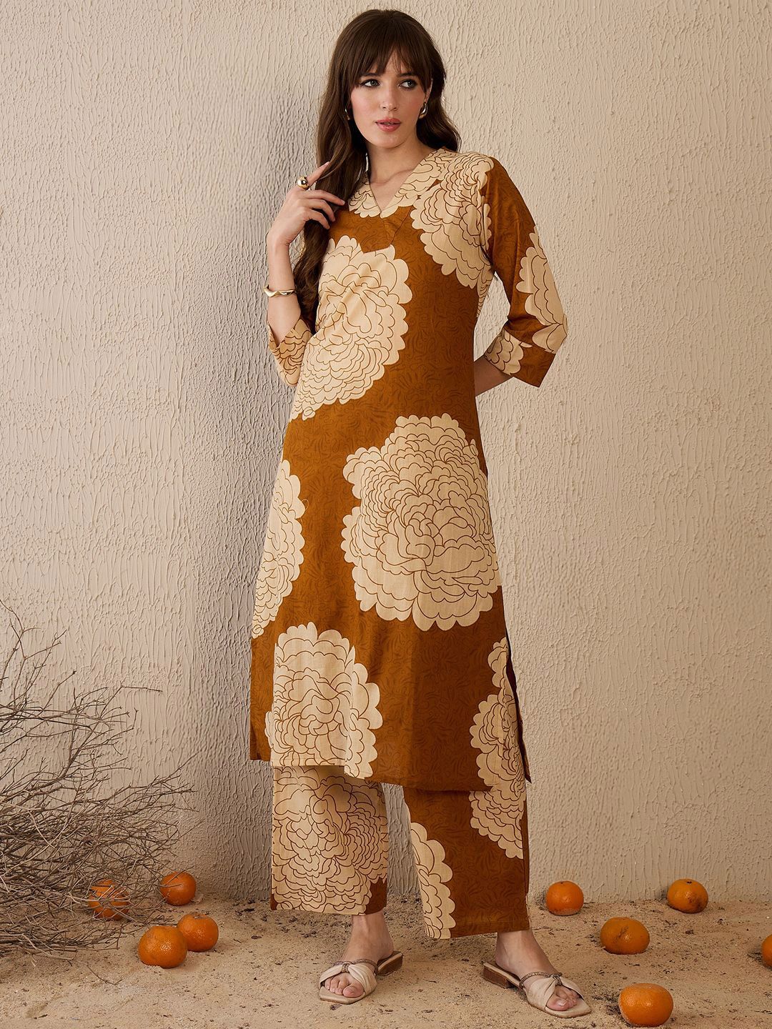Dhiyona IE Women Floral Printed Regular Pure Cotton Kurta with Trousers