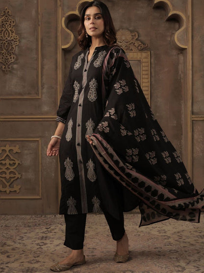 Embroidered Mandarin Collar Thread Work Pure Cotton Kurta With Trousers & Dupatta