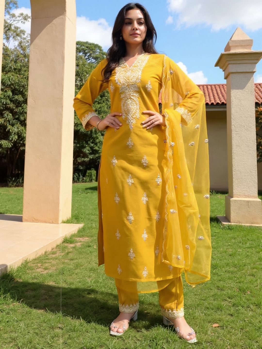 Women Ethnic Motifs Embroidered Regular Kurta with Trousers & Dupatta