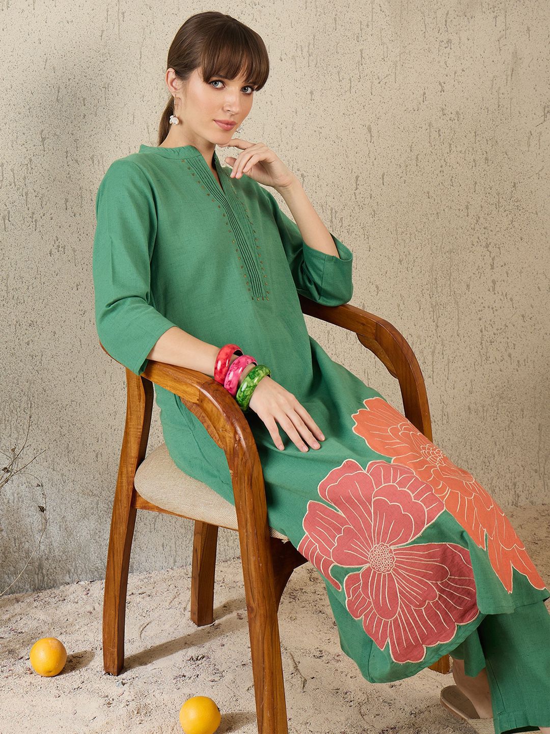 Dhiyona IE Women Embroidered Mandarin Collar Top and Trousers Co-Ords