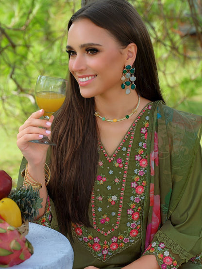 Women Floral Embroidered Kurta with Trousers & Dupatta