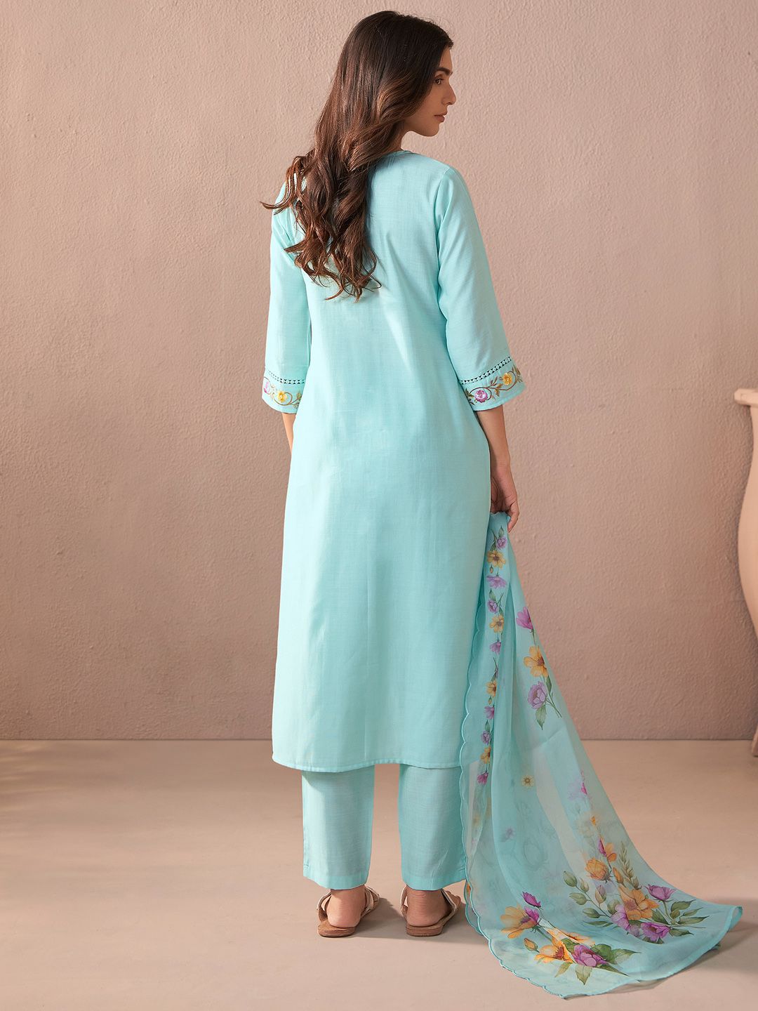 Dhiyona IE Floral Embroidered Notch Neck Straight Kurta With Trouser And Dupatta