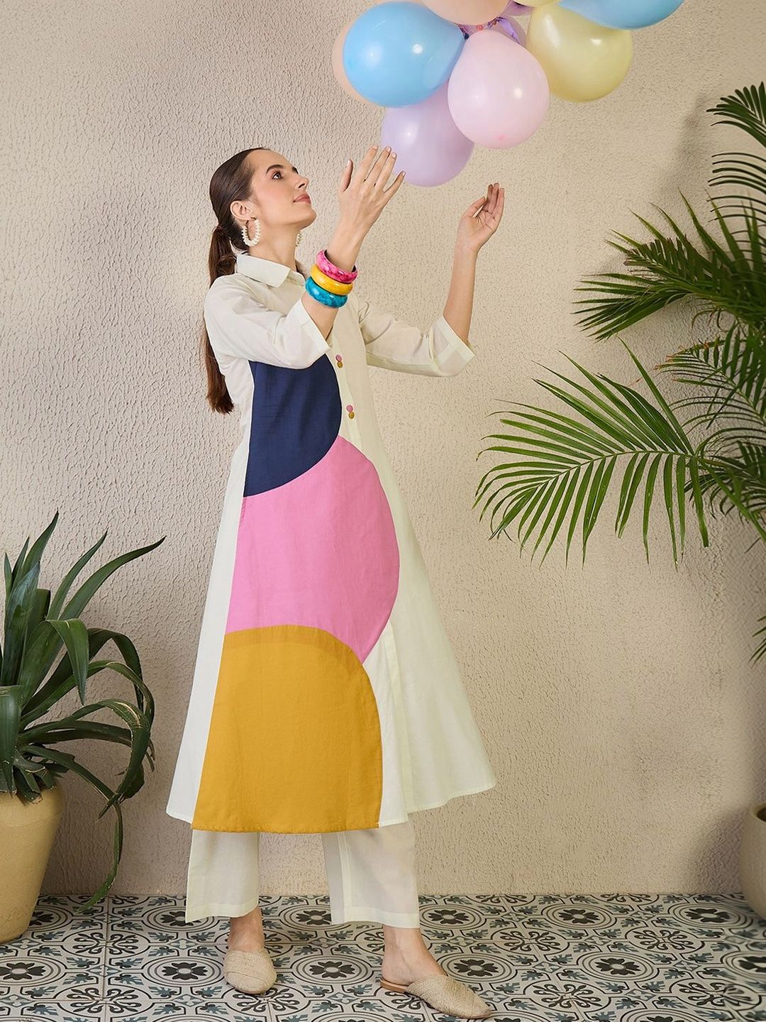 Women Colourblocked Regular Pure Cotton Kurta with Trousers