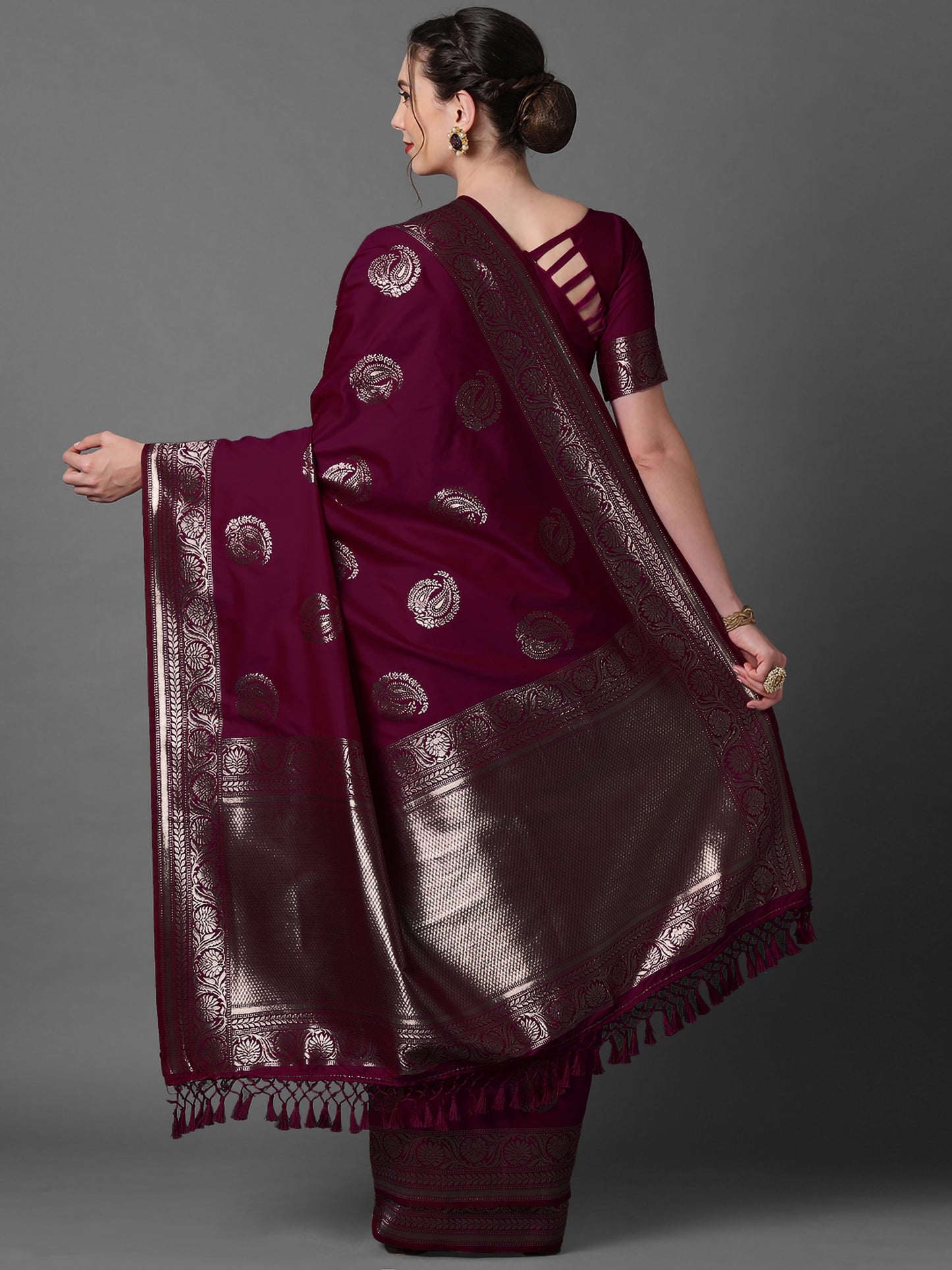 Women's Silk Blend Magenta Woven Design Celebrity Saree With Blouse Piece