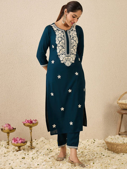 Dhiyona IE Women's Women Floral Embroidered Regular Thread Work Kurta with Trousers
