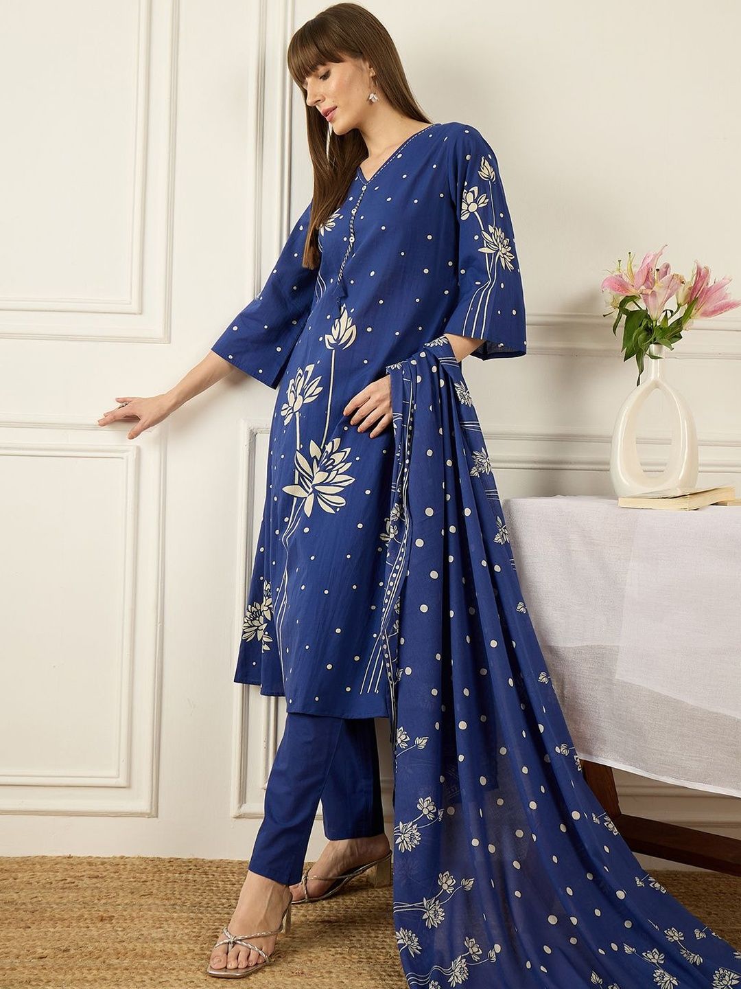 Women Floral Printed Regular Pure Cotton Kurta with Trousers & With Dupatta