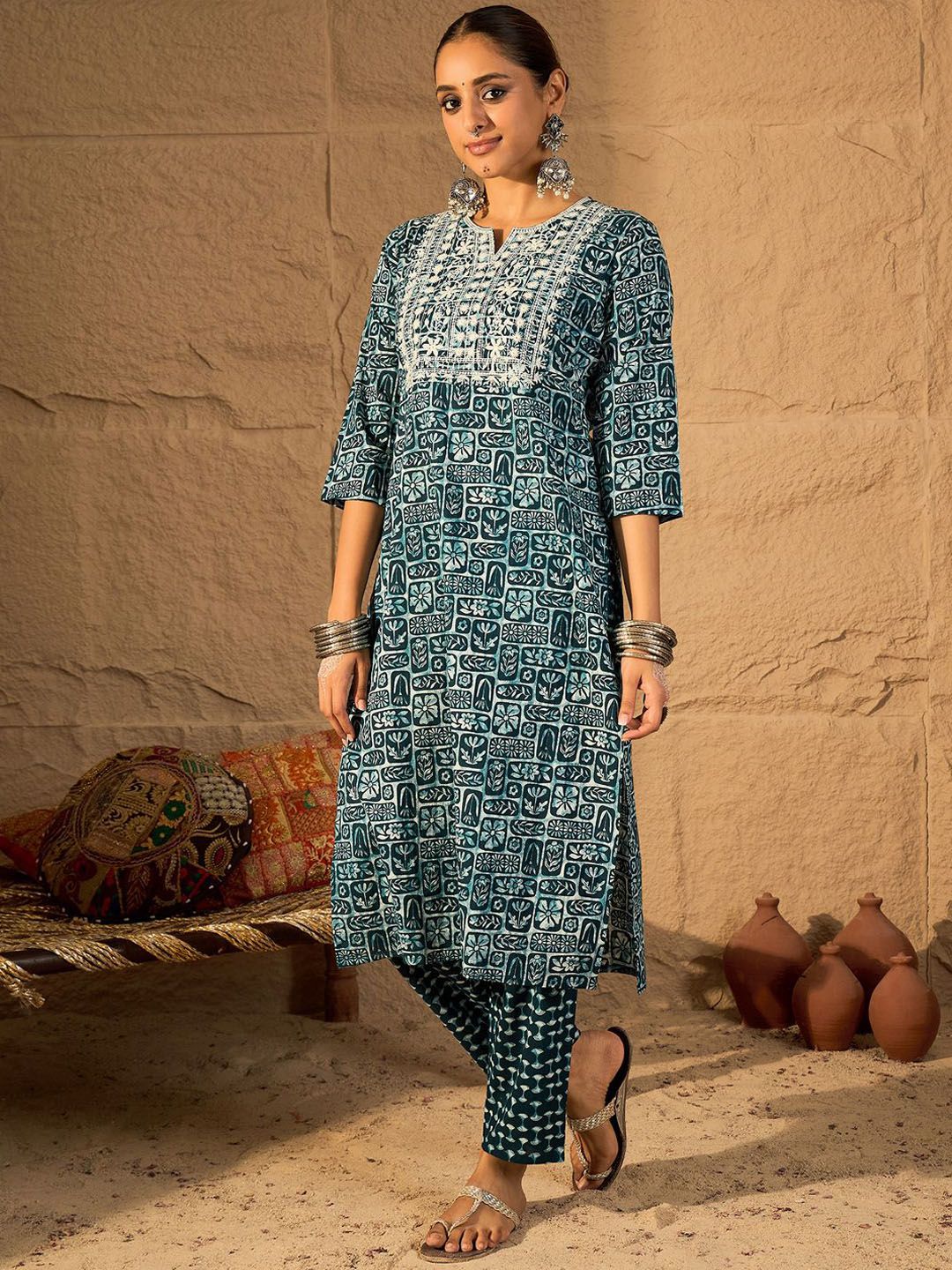 Women Floral Embroidered Regular Thread Work Pure Cotton Kurta with Trousers