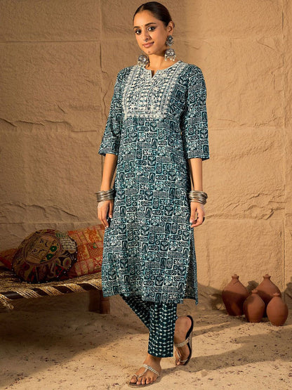 Women Floral Embroidered Regular Thread Work Pure Cotton Kurta with Trousers