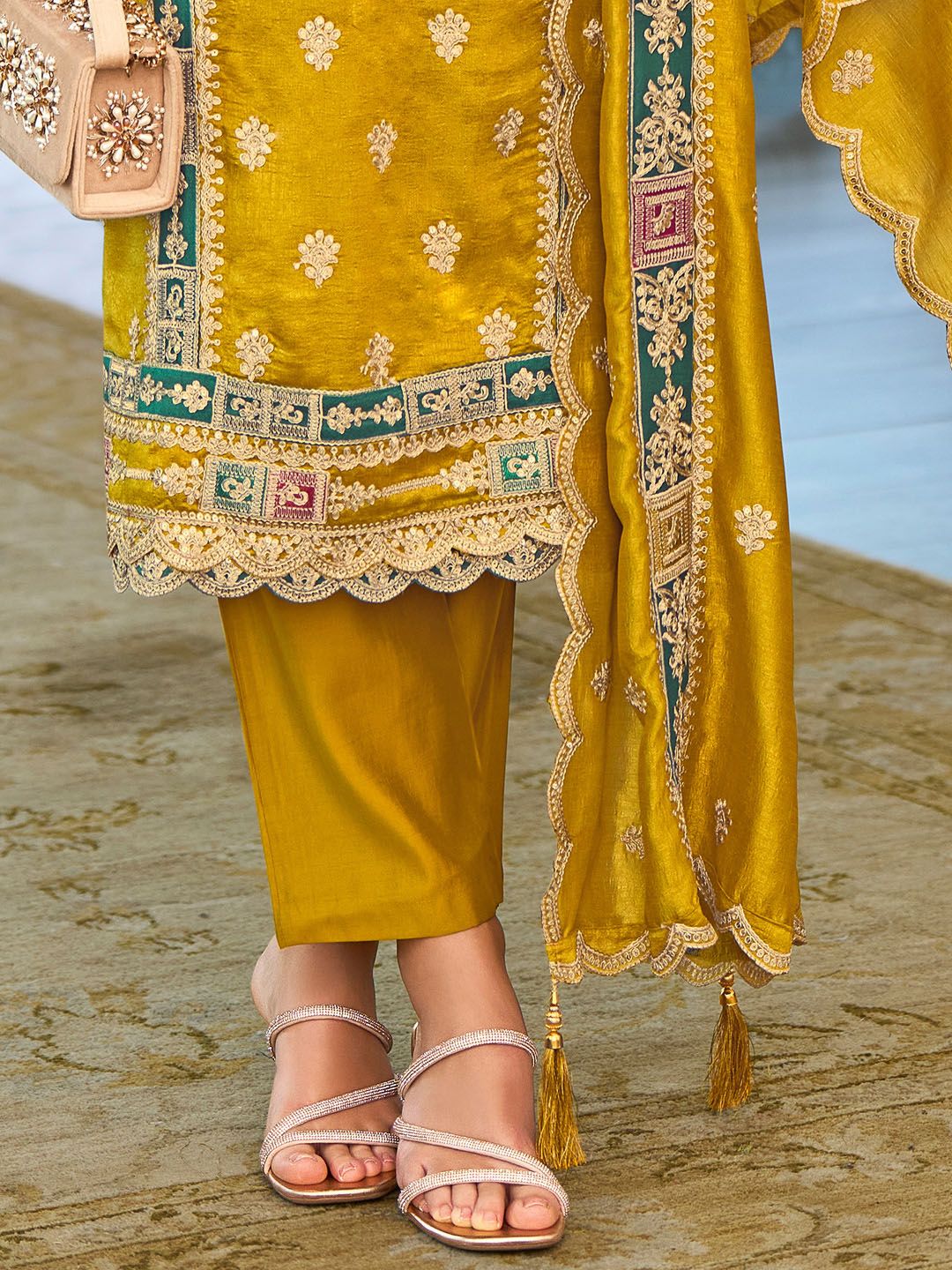 Women Ethnic Motifs Embroidered Kurta with Trousers & Dupatta