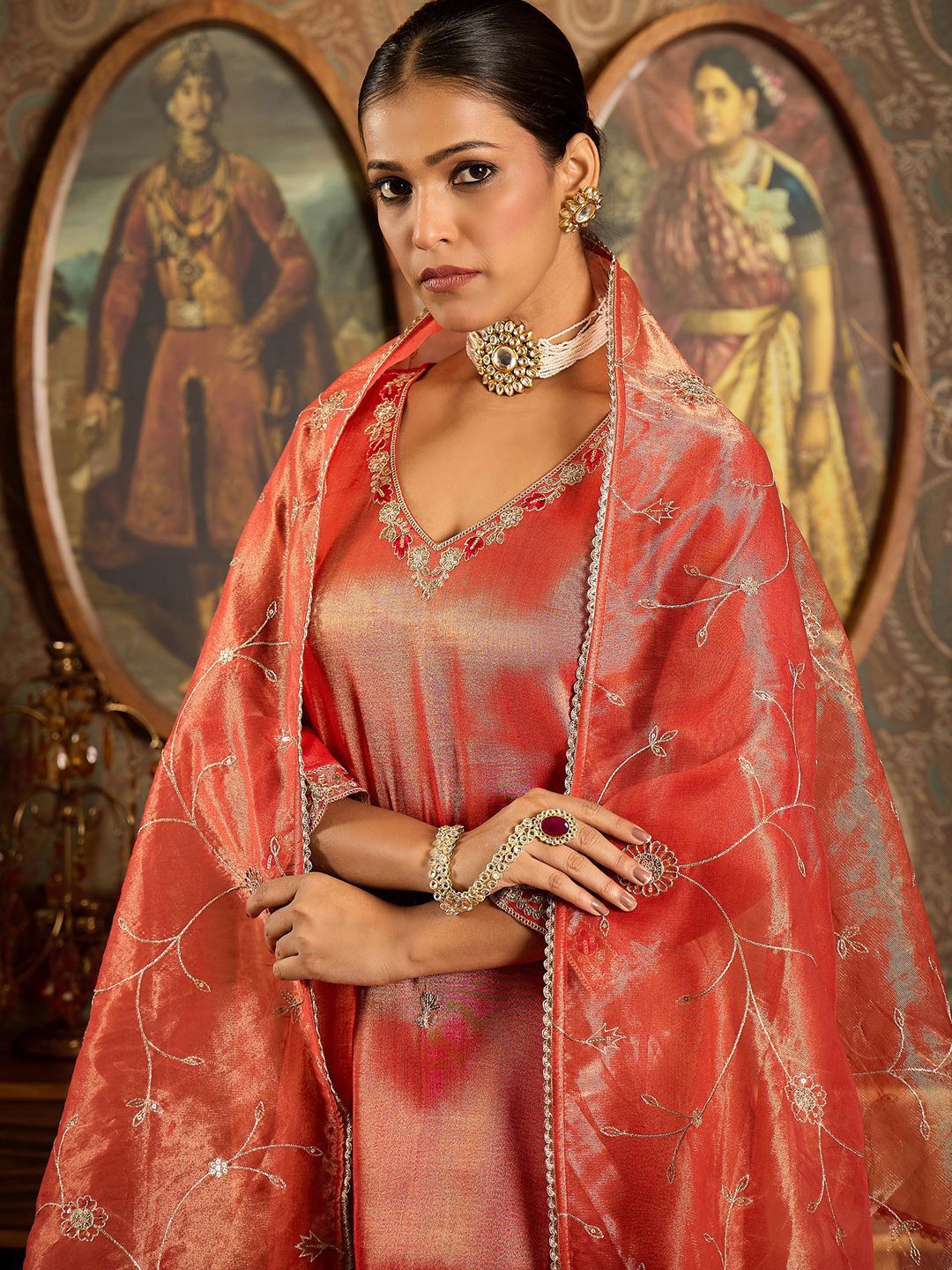 Dhiyona IE Floral Embroidered V-Neck Regular Liva Kurta With Trouser With Dupatta