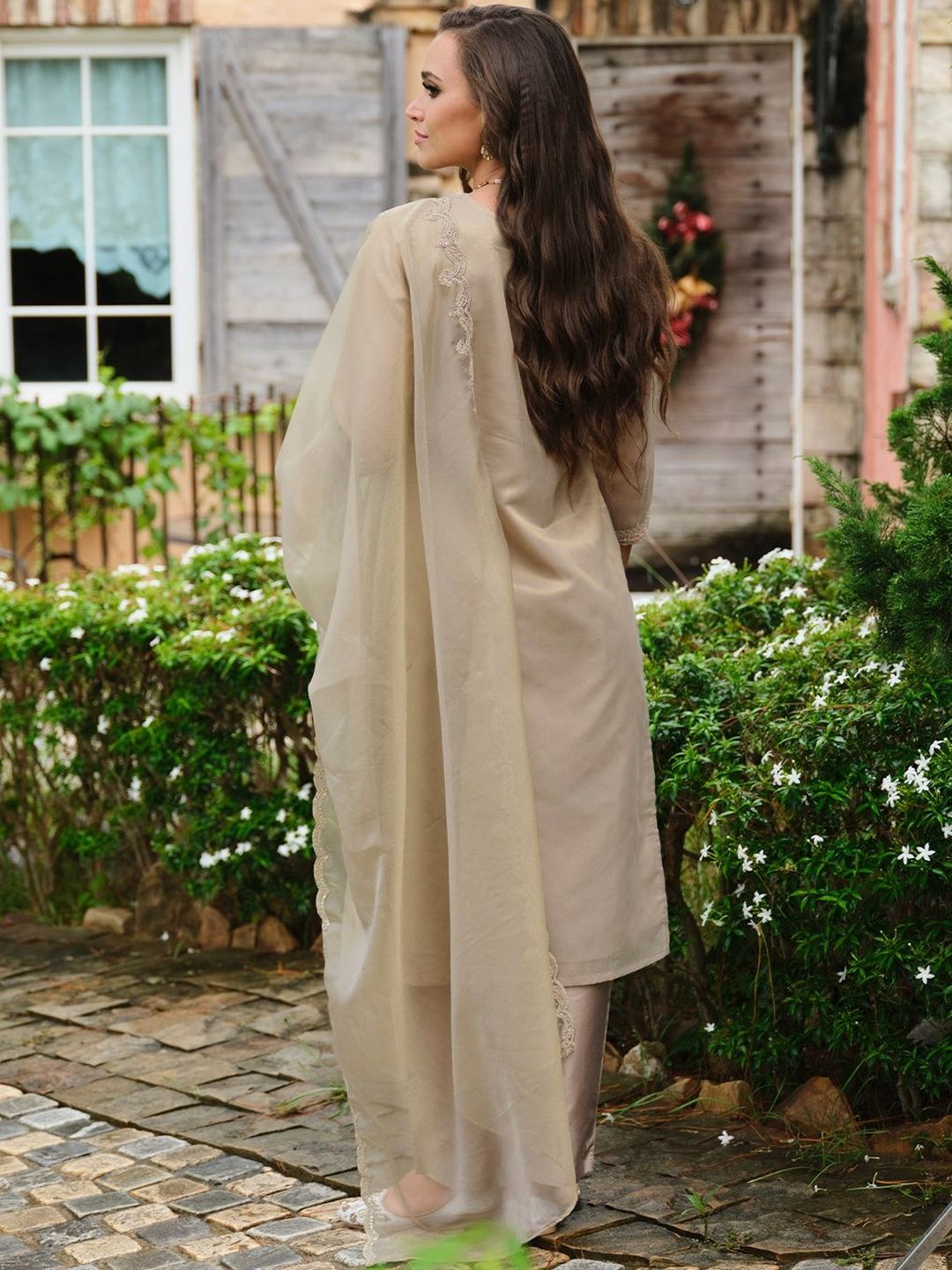 Women Ethnic Motifs Embroidered Regular Thread Work Kurta with Trousers & With Dupatta