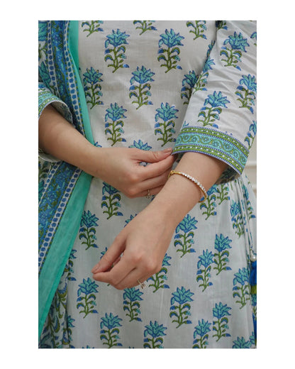 Women White Printed Pure Cotton Kurta And Pant Set