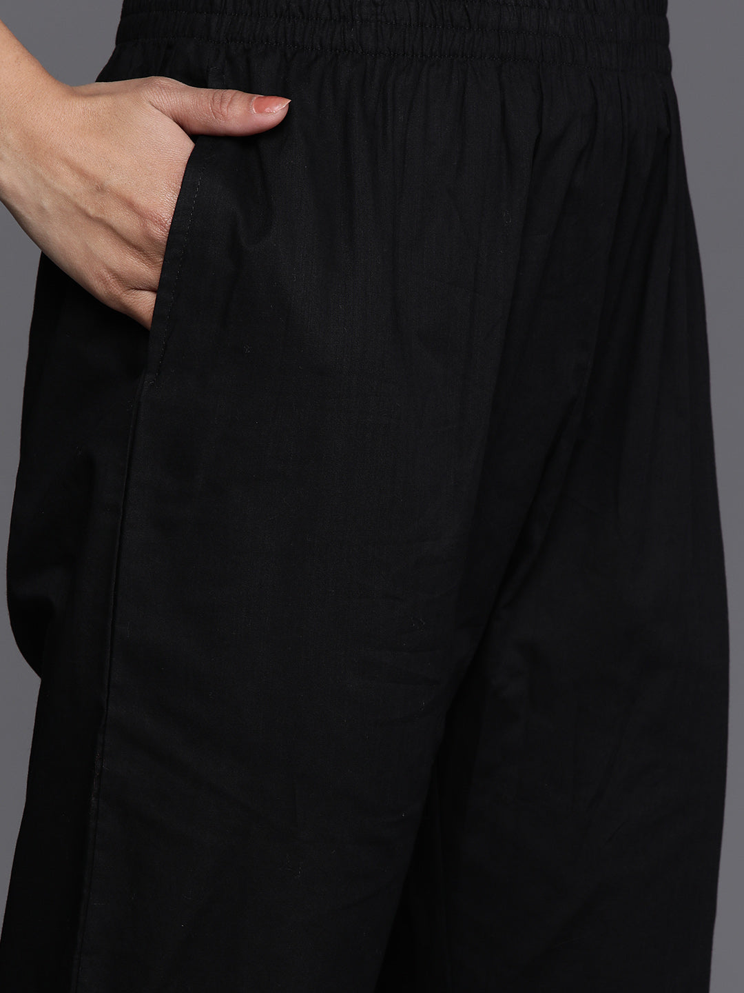 Dhiyona VR Women's Black Thread Embroidered Straight Kurta With Bottom And Dupatta