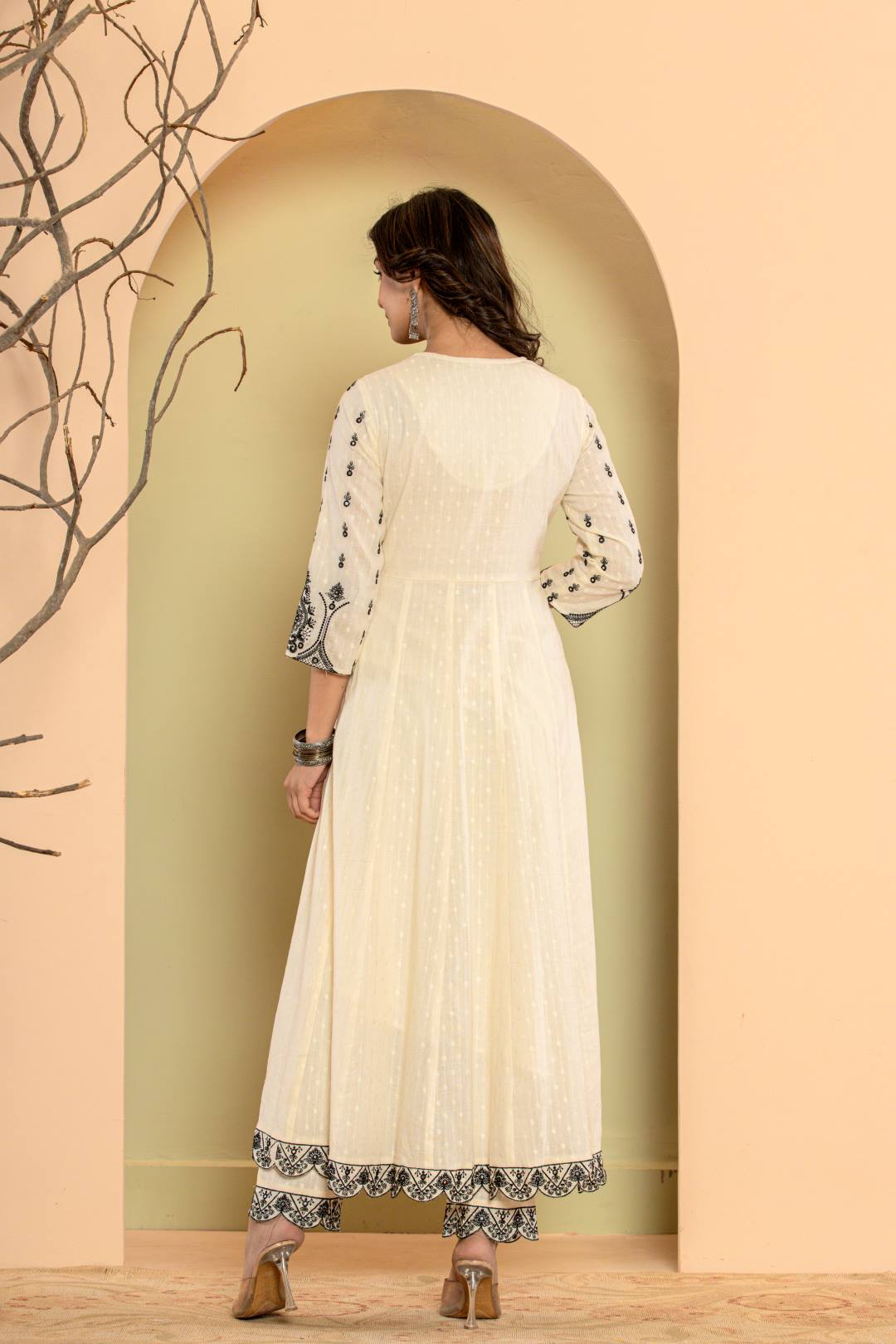 Dhiyona VR Women's Thread Embroidered Anarkali Kurta Paired With Bottom And Dupatta"