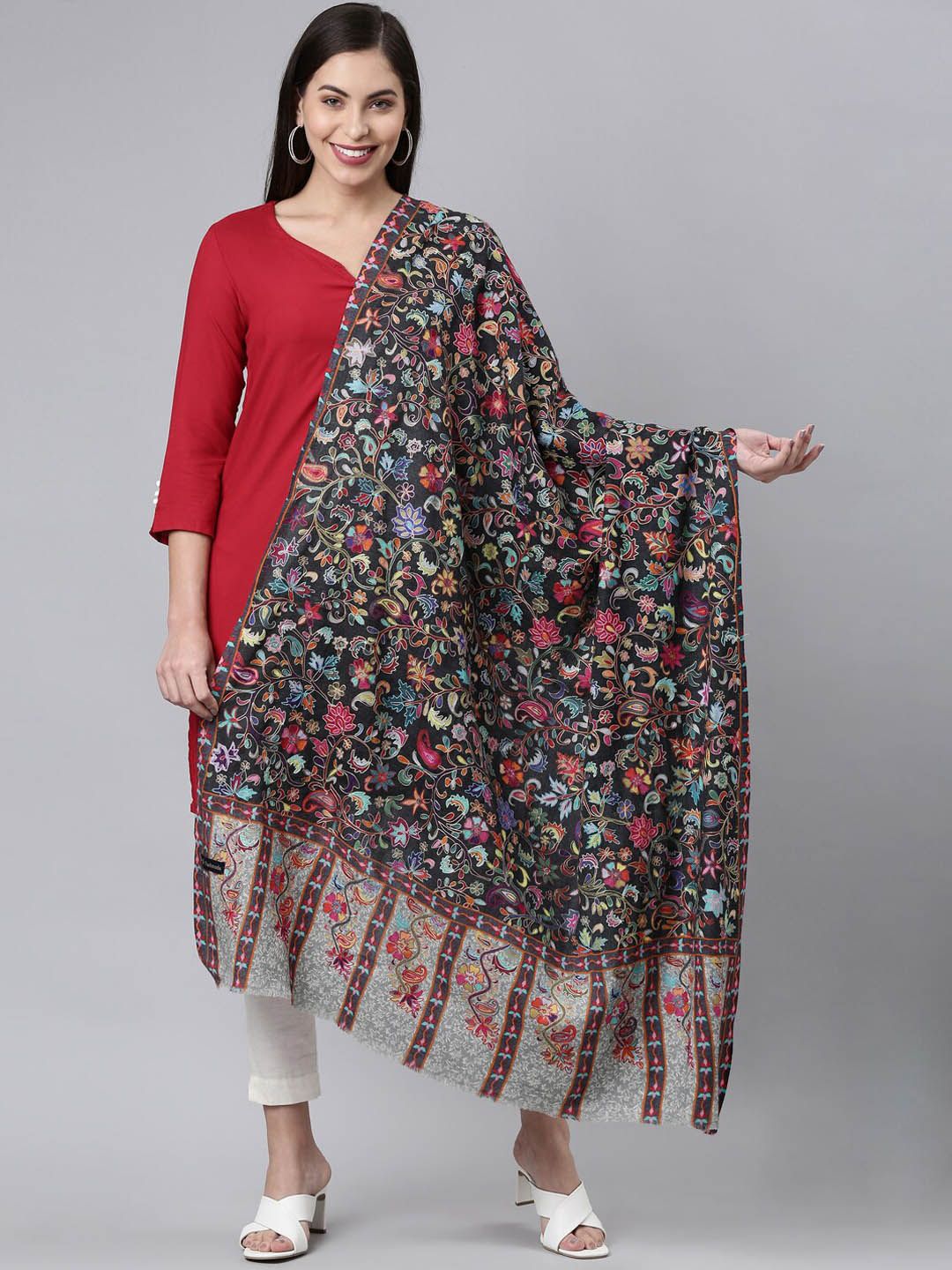 Dhiyona PA Women Black & Blue Kalamkari Printed Shawl