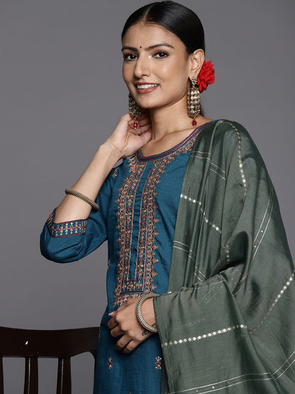 Dhiyona VA Women's Blue Ethnic Motifs Yoke Design Thread Work Kurta with Sharara & With Dupatta