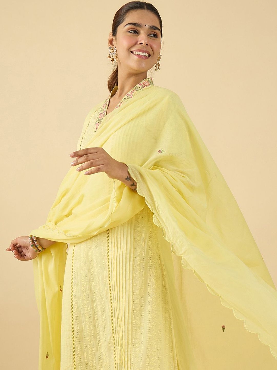 Women Floral Embroidered Cotton Kurta with Trousers & Dupatta