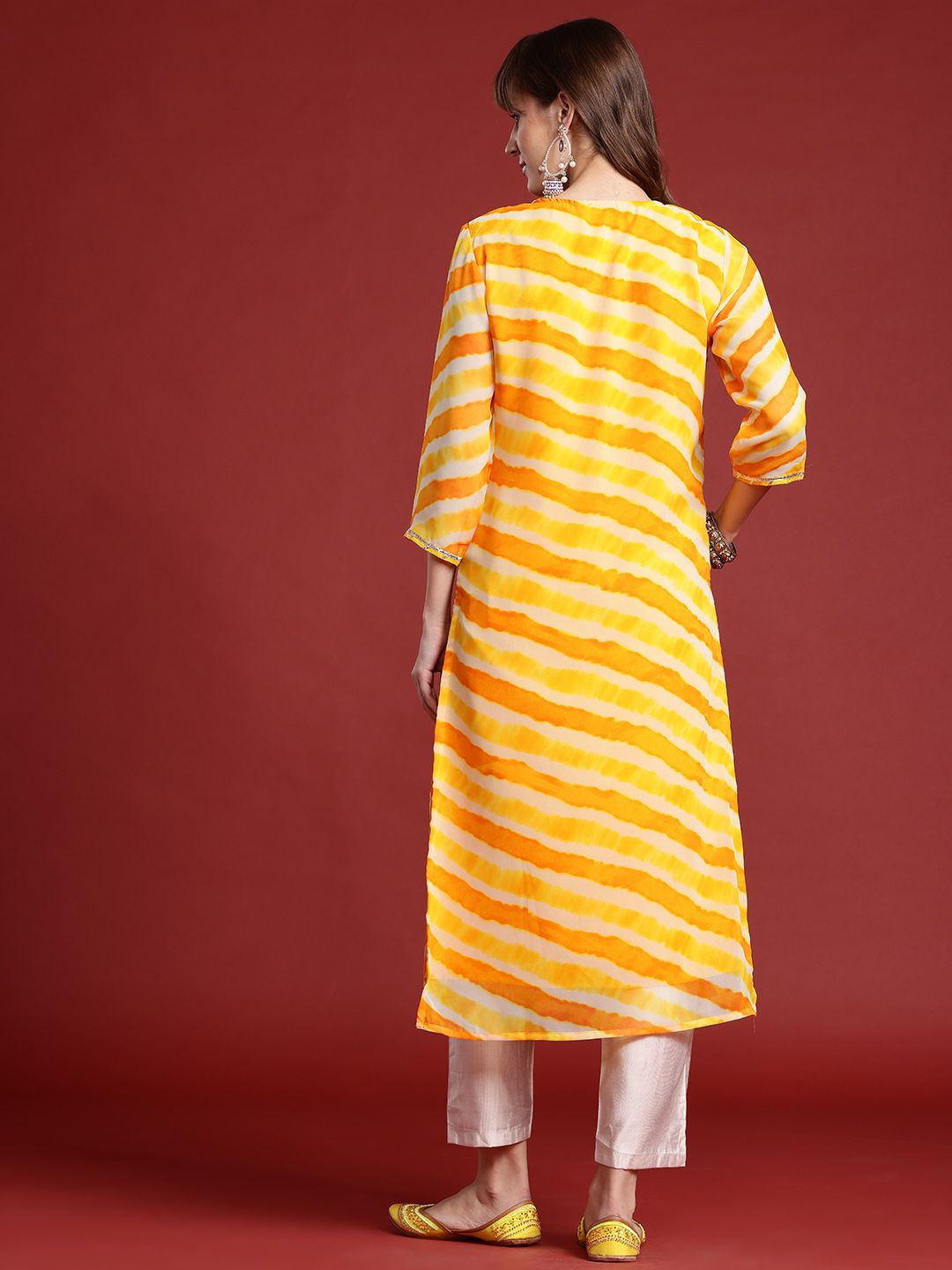 Dhiyona IE Leheriya Printed Gotta Patti Georgette Kurta